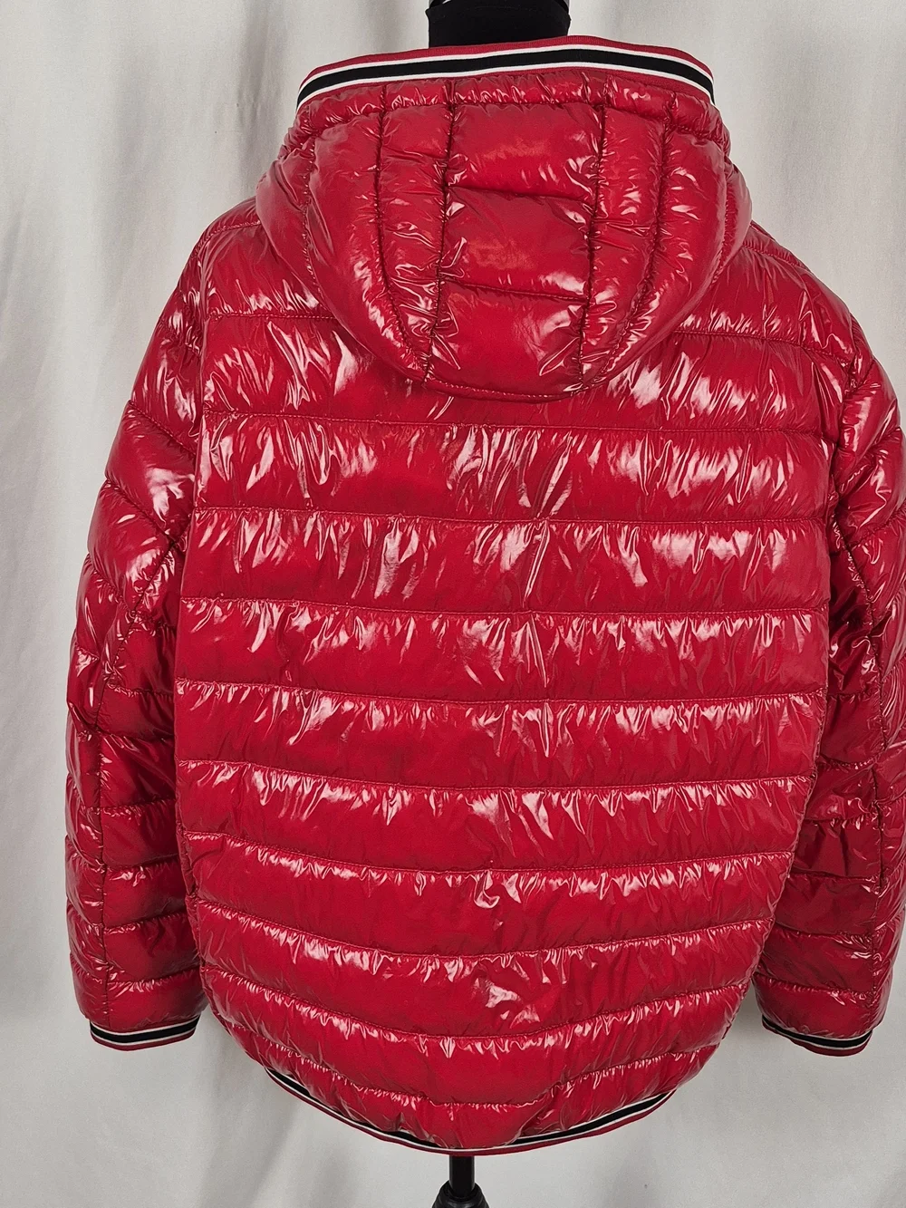 Calvin Klein Men's Hooded Red Super Shine Puffer Jacket - Size XL